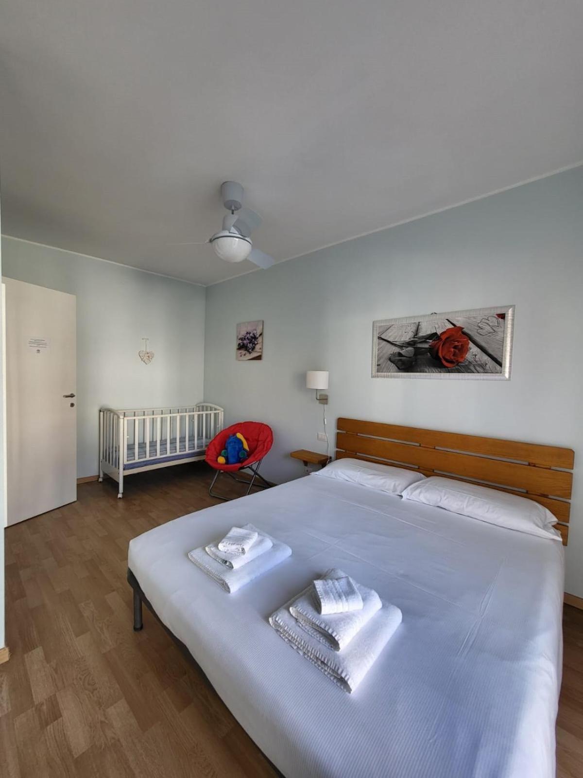 Red Apartment - Residenza Silvana Verbania Exterior photo