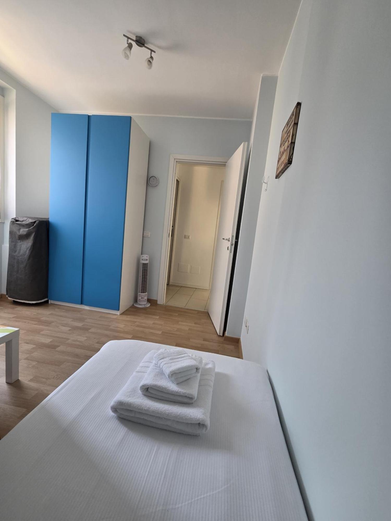 Red Apartment - Residenza Silvana Verbania Exterior photo