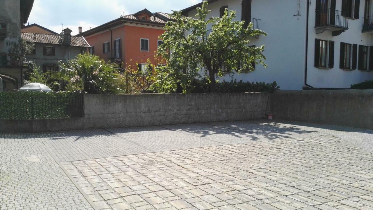 Red Apartment - Residenza Silvana Verbania Exterior photo